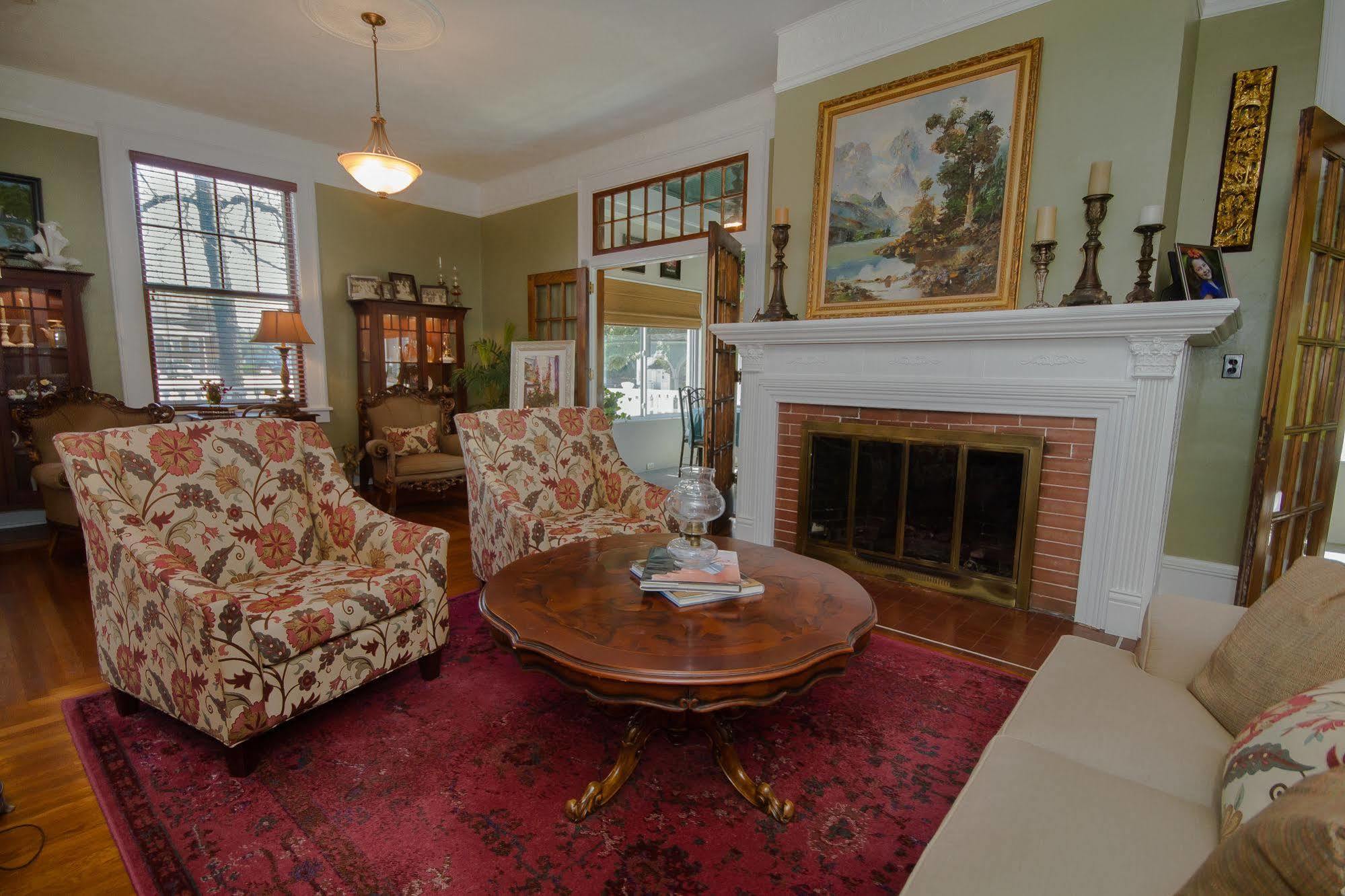 Dickey House Bed And Breakfast Marshfield Esterno foto